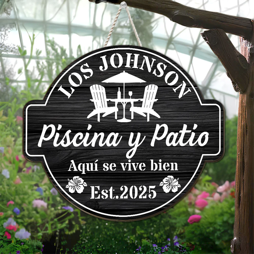 Bienvenido A Nuestro Oasis En El Patio Trasero - Letrero Personalizado De Madera - Image 2