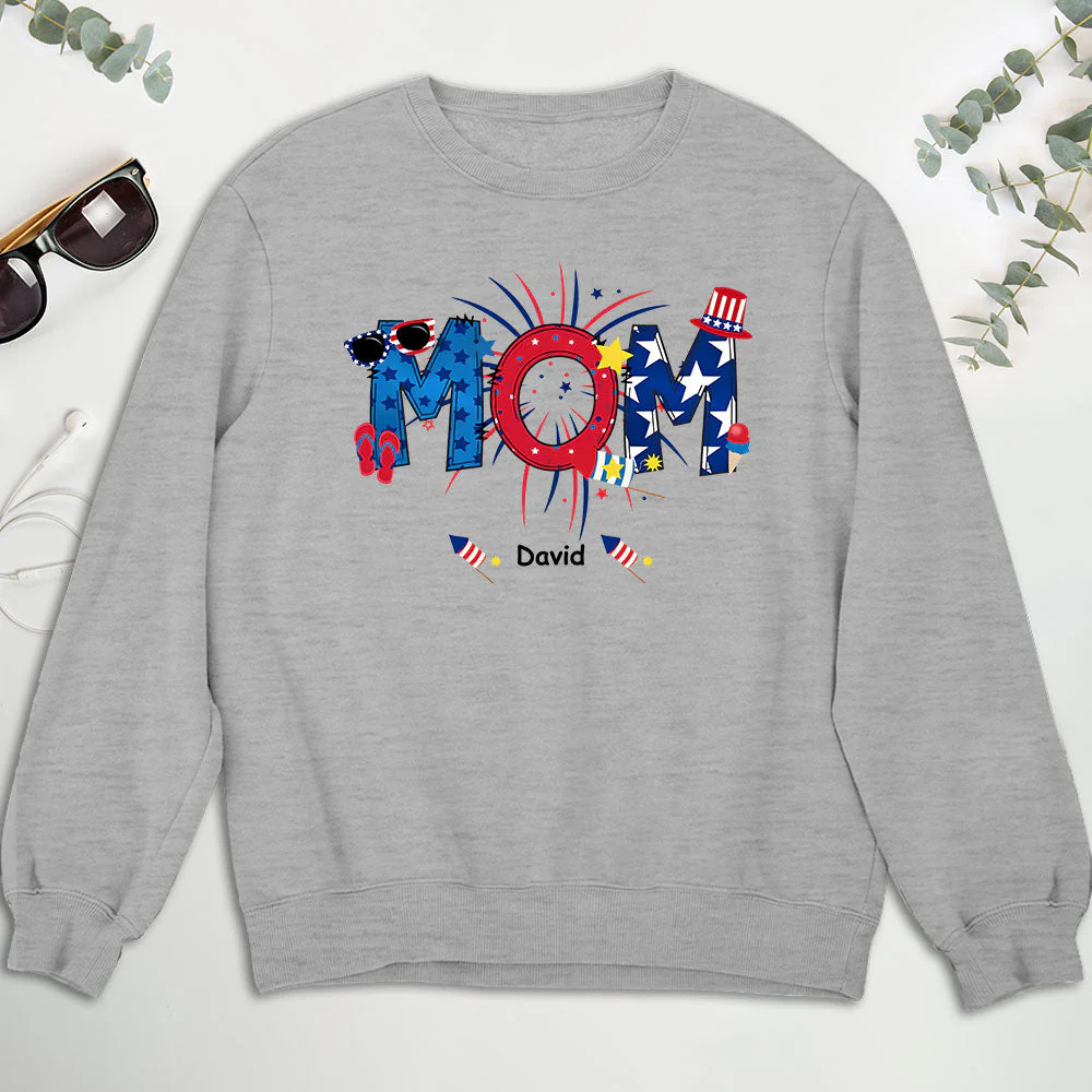 Great Mom Happy Holidays - Personalized Custom Sweatshirt - Image 2