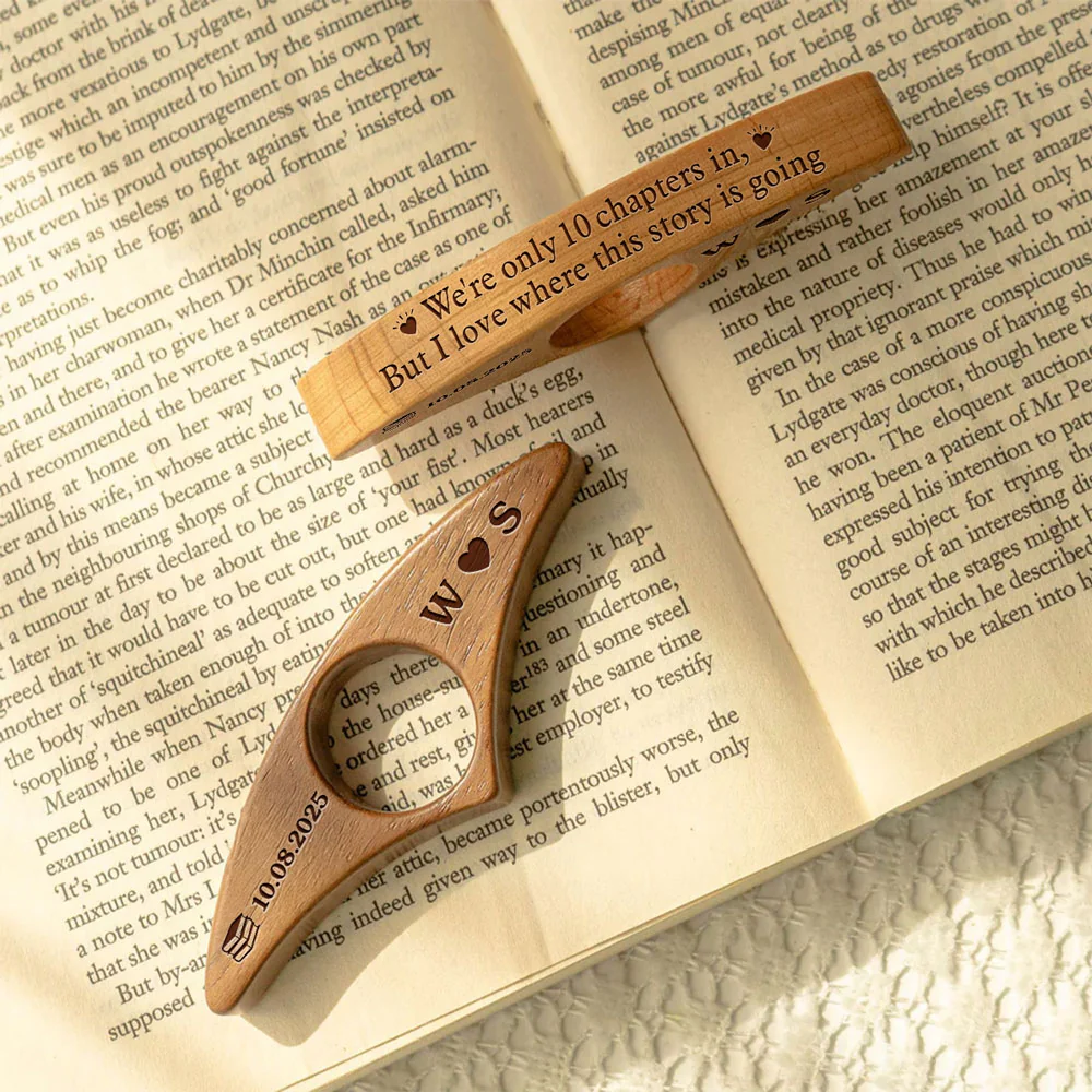 Just One More Chapter - Personalized Custom Book Page Holder - Image 2